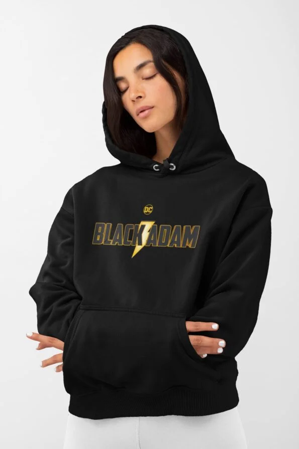 mockup-of-a-woman-comfortably-wearing-a-hoodie-32790