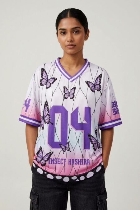Women's oversized graphic tee with anime style print